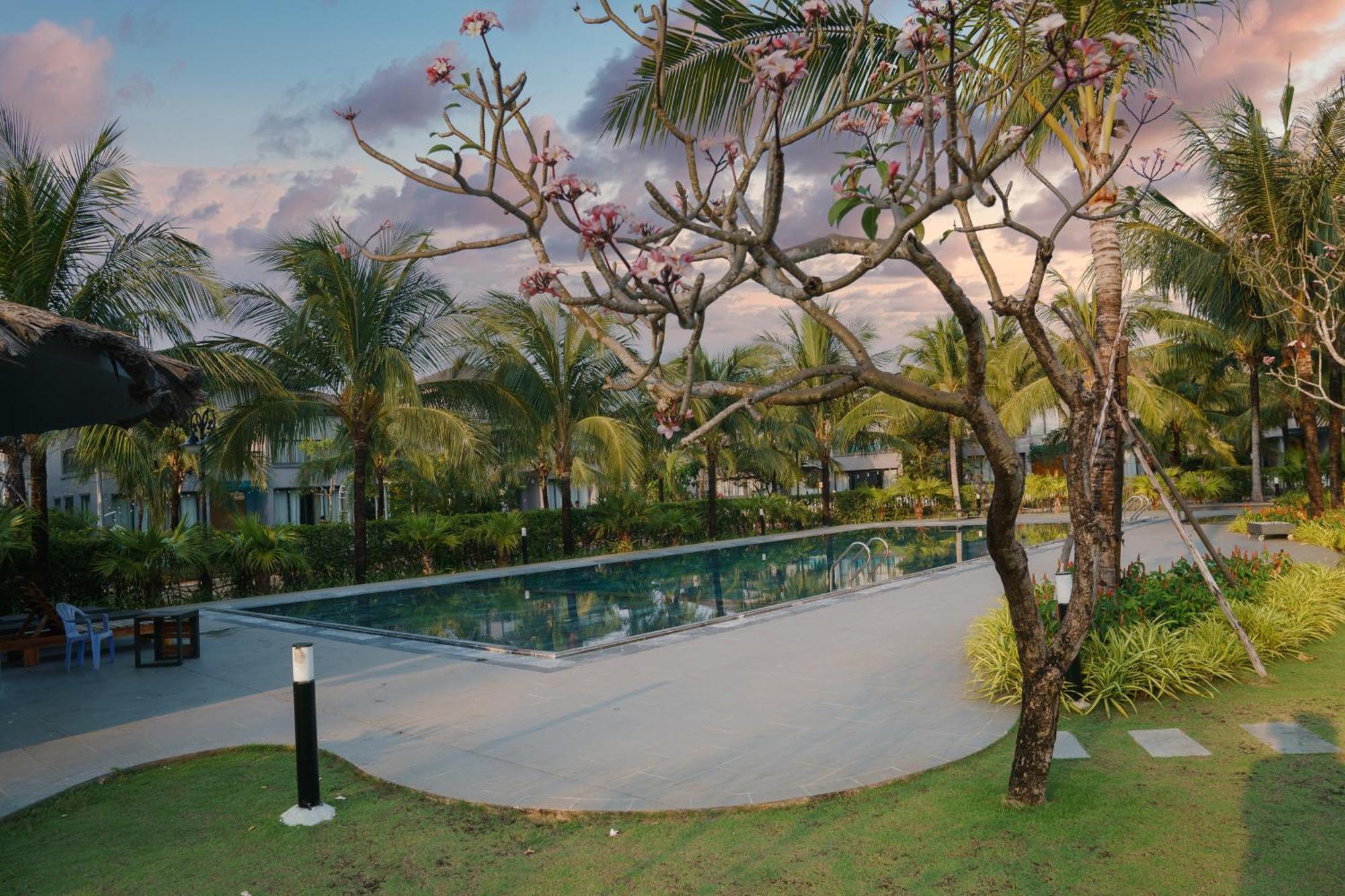 Kosmos Phu Quoc Apart Hotel Exterior foto