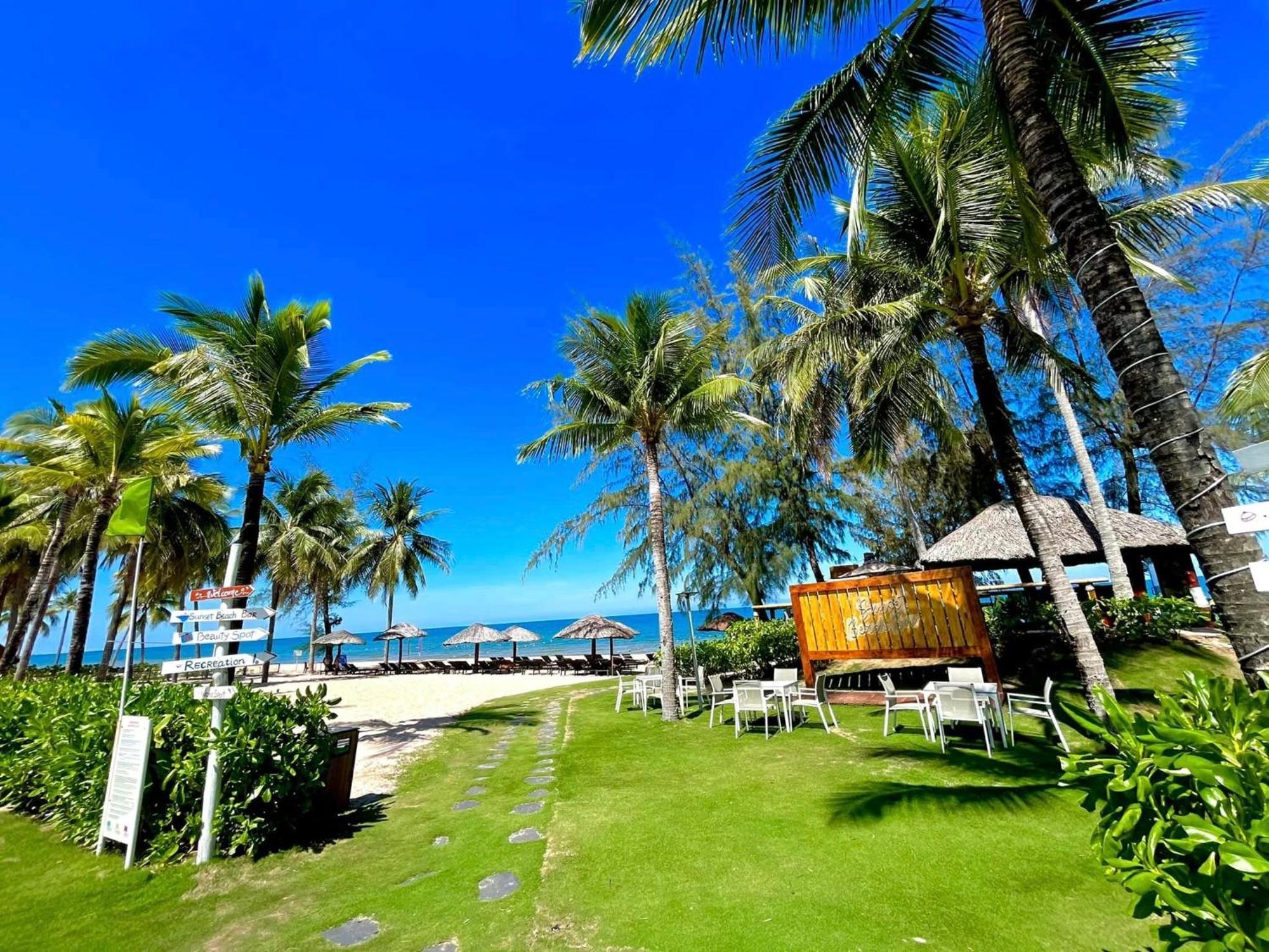 Kosmos Phu Quoc Apart Hotel Exterior foto